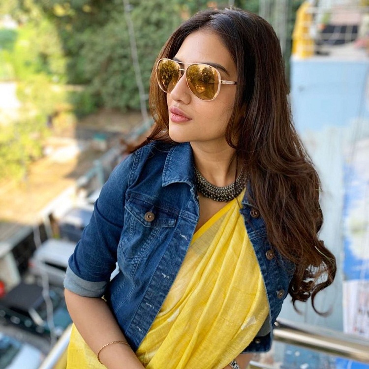 Bollywood Tadka,nusrat jahan image,nusrat jahan photos,nusrat jahan pictures,