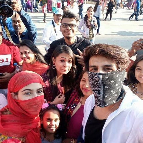 Bollywood Tadka, सारा अली खान इमेज, सारा अली खान फोटो, सारा अली खान पिक्चर, कार्तिक आर्यन इमेज, कार्तिक आर्यन फोटो, कार्तिक आर्यन पिक्चर