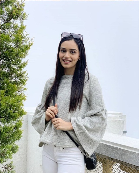 PunjabKesari, Manushi Chhillar Images