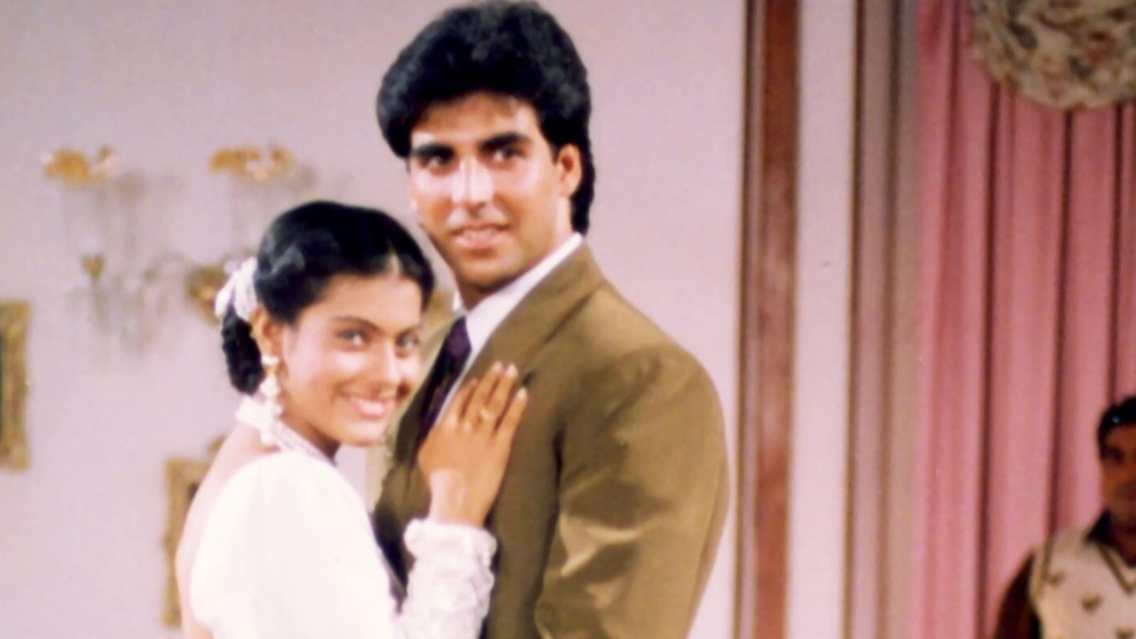Kajol Akshay Kumar Crush