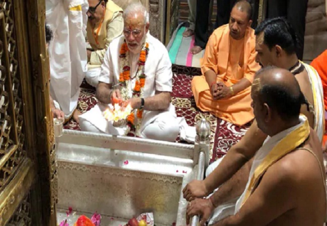 PunjabKesari, Kashi Varanasi , Kashi Vishwanath Temple, Modi ji visit Kashi Vishwanath Temple