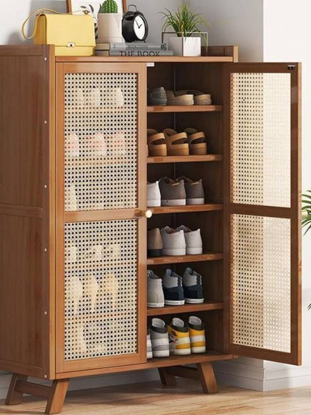 Shoe rack Vastu tips 