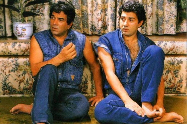 Bollywood Tadka, Dharmendra Images