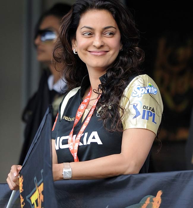 PunjabKesari, juhi chawla image