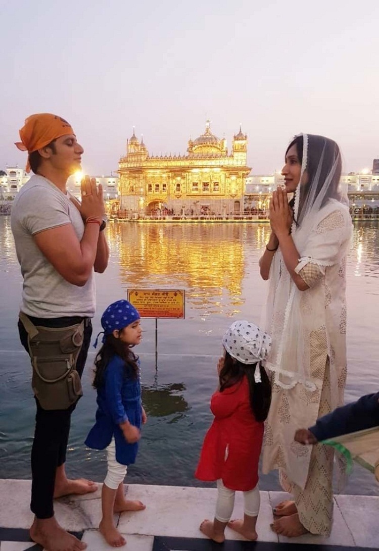 PunjabKesari,Karanvir Bohra image,Karanvir Bohra photo, Karanvir Bohra picture, Teejay Sidhu image, Teejay Sidhu photos, Teejay Sidhu pictures