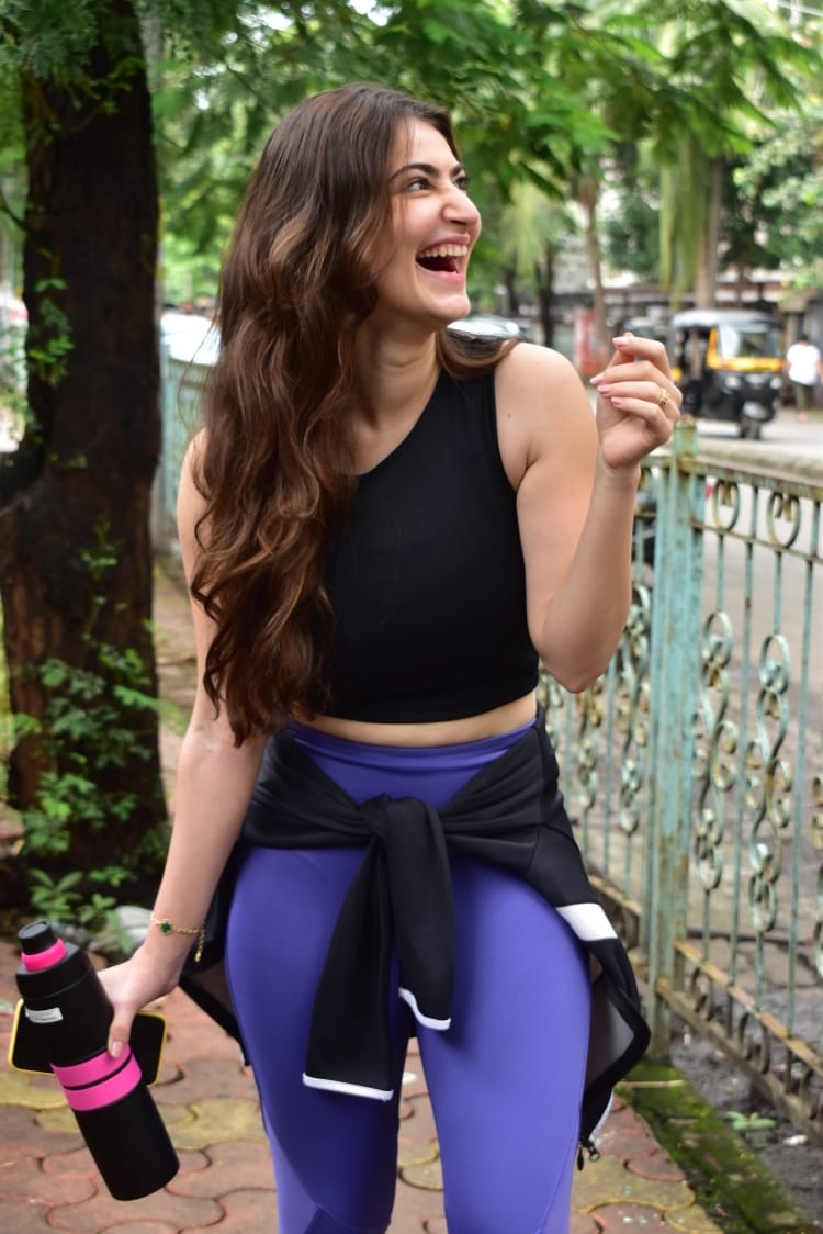 Bollywood Tadka, शिवालिका ओबेरॉय इमेज, शिवालिका ओबेरॉय फोटो, शिवालिका ओबेरॉय पिक्चर