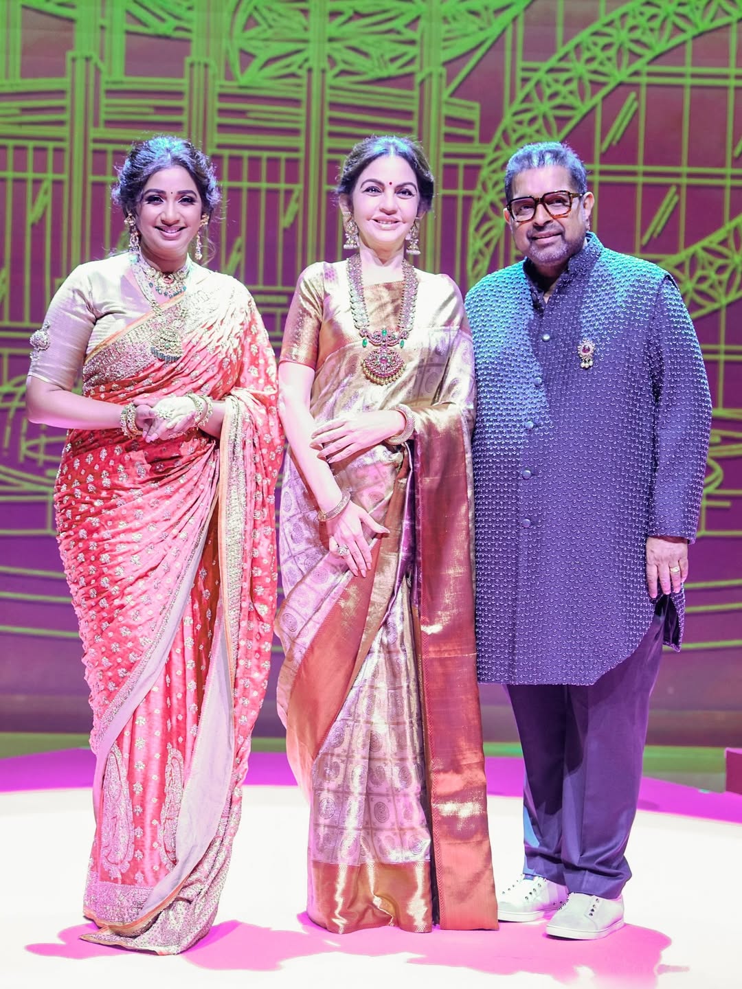  Shreya Ghoshal Saree Look