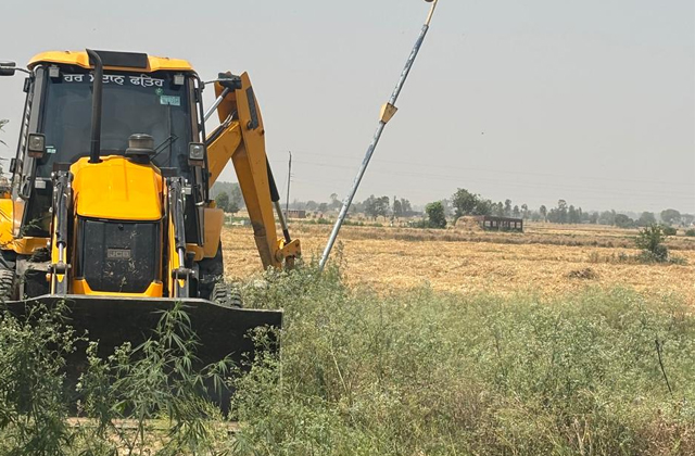 PunjabKesari, illegal-colony-demolished-in-gurdaspur