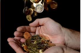 PunjabKesari Falling Money from Pocket