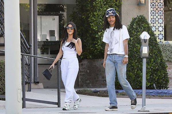 PunjabKesari, कॉर्टनी कार्दशियन इमेज, कॉर्टनी कार्दशियन फोटो, कॉर्टनी कार्दशियन पिक्चर 