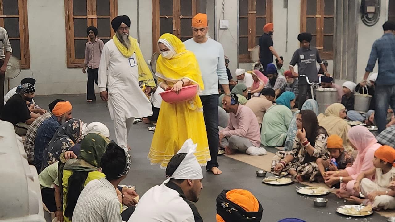 Preity Zinta visit golden temple