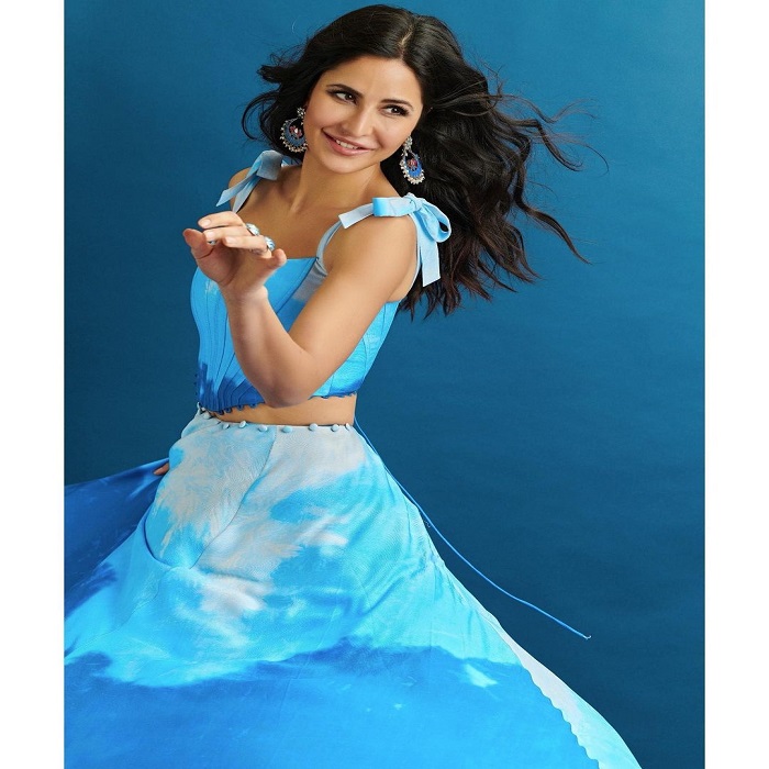 एक्ट्रेस का यह गाउन आप वेडिंग में ट्राई कर सकती हैं।