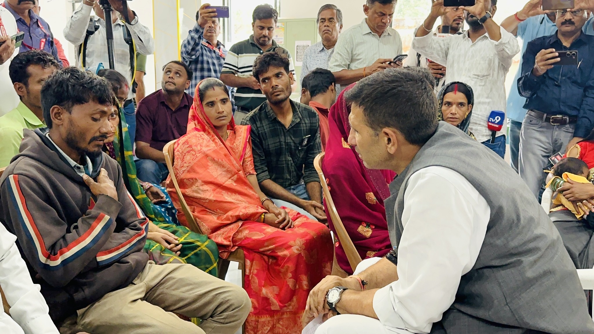 PunjabKesari,  Chhindwara news, toxic cough syrup, child deaths, Jitu Patwari, MP politics, government accountability, Mohan Yadav, health department scandal, Parasia news, MP Congress update 