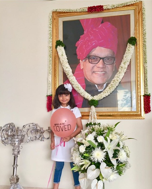 Bollywood Tadka, aaradhya bachchan image, krishnaraj rai image, आराध्या इमेज