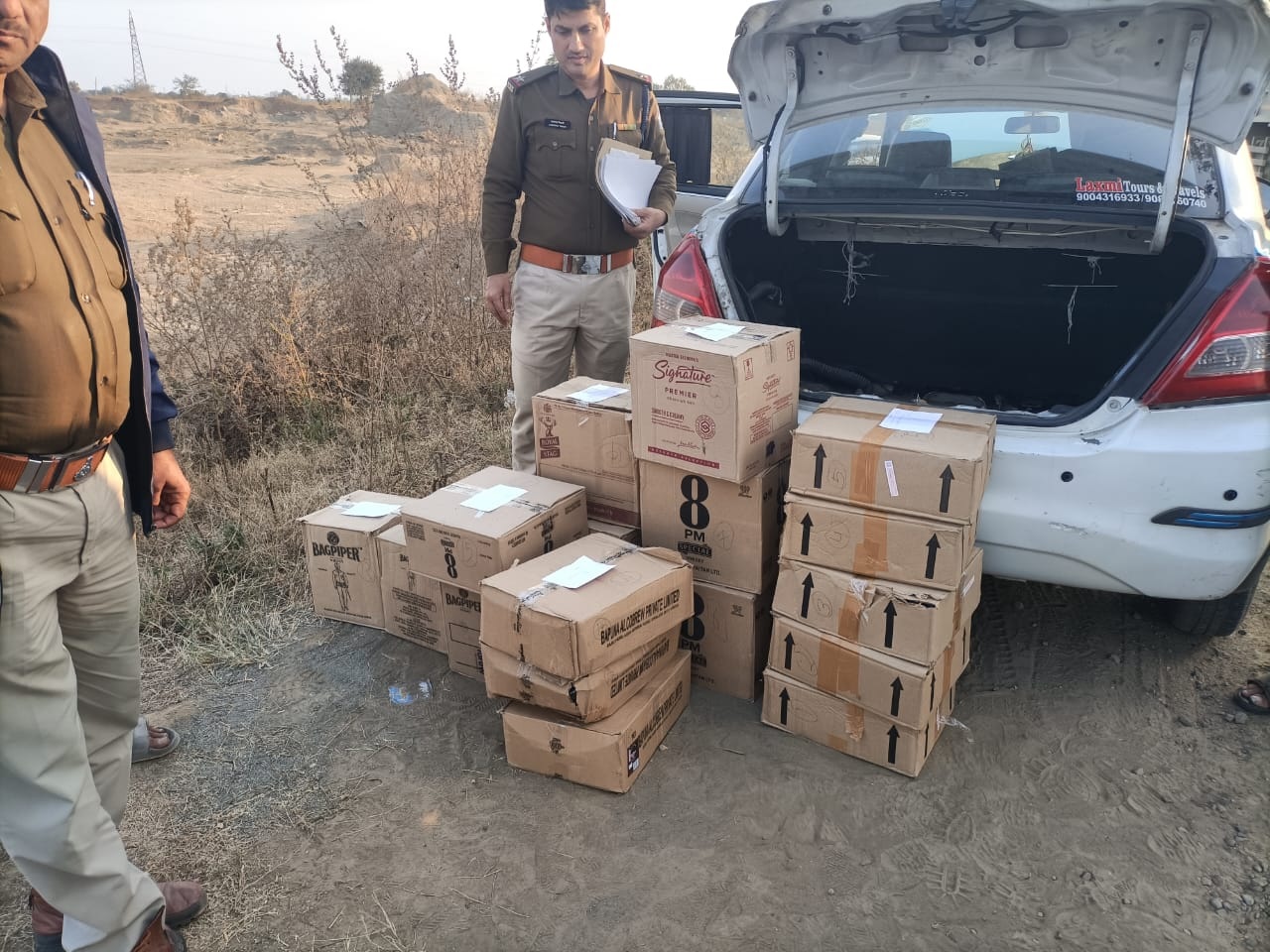 PunjabKesari, Khandwa, Madhya Pradesh, Illegal Liquor, Liquor Smuggling, Branded Liquor Seized, Excise Act, Khandwa Police 