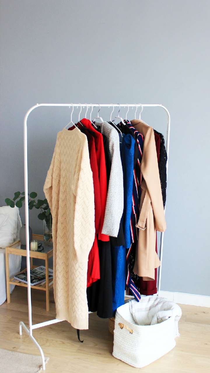 PunjabKesari torn clothes astrology