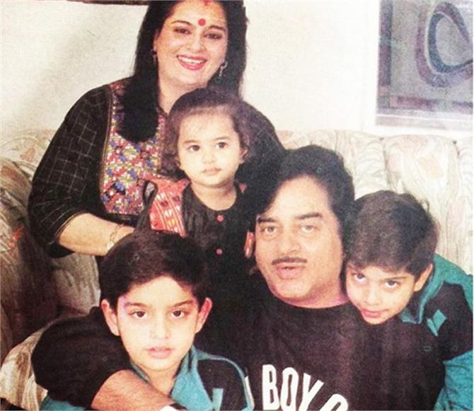 PunjabKesari,sonakshi Sinha images,sonakshi Sinha photo ,सोनाक्षी सिन्हा इमेज ,सोनाक्षी सिन्हा की फोटो 