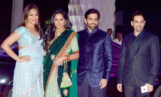 Image result for sonakshi sinha taruna agrwal pic