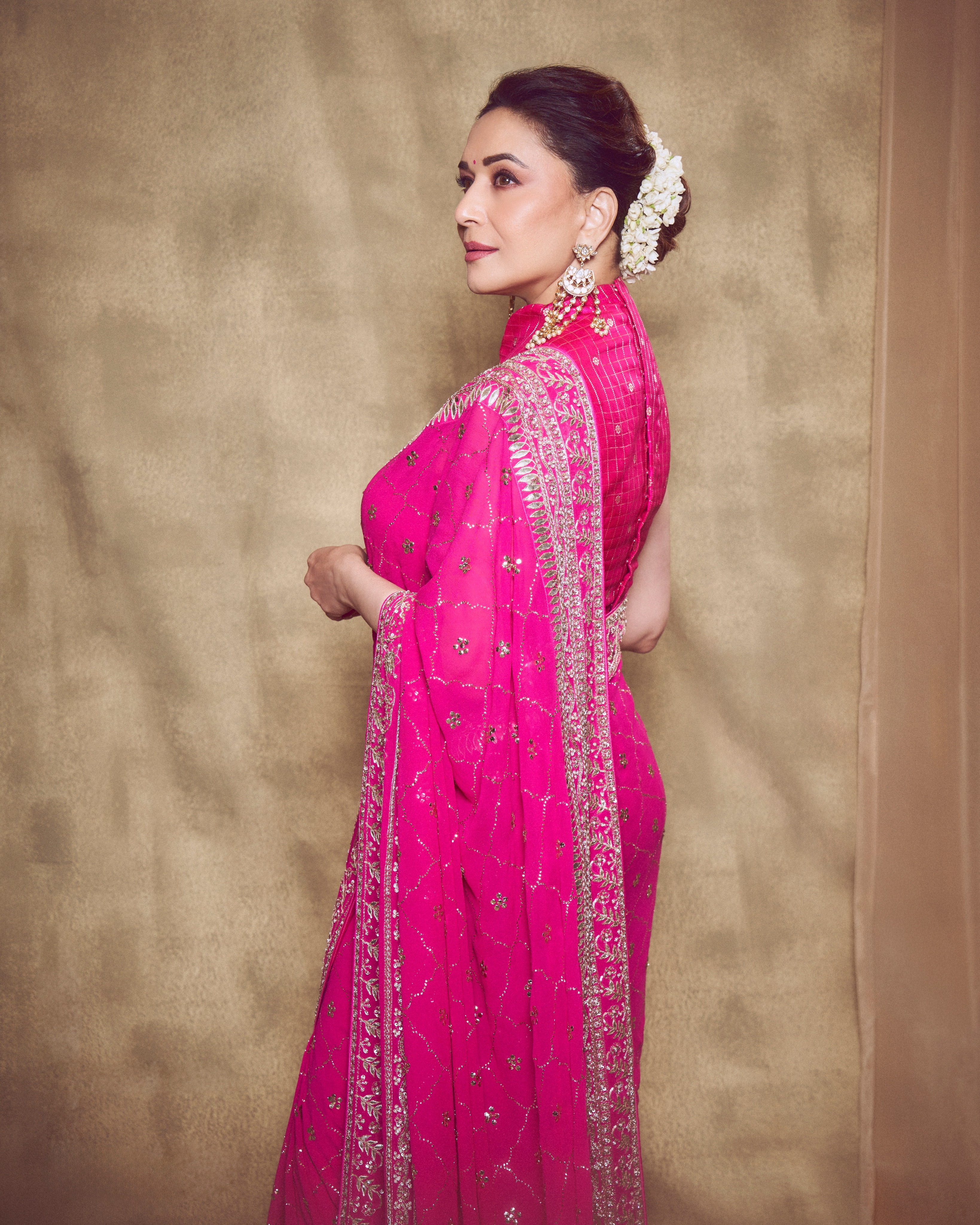 Madhuri Dixit Pink Saree