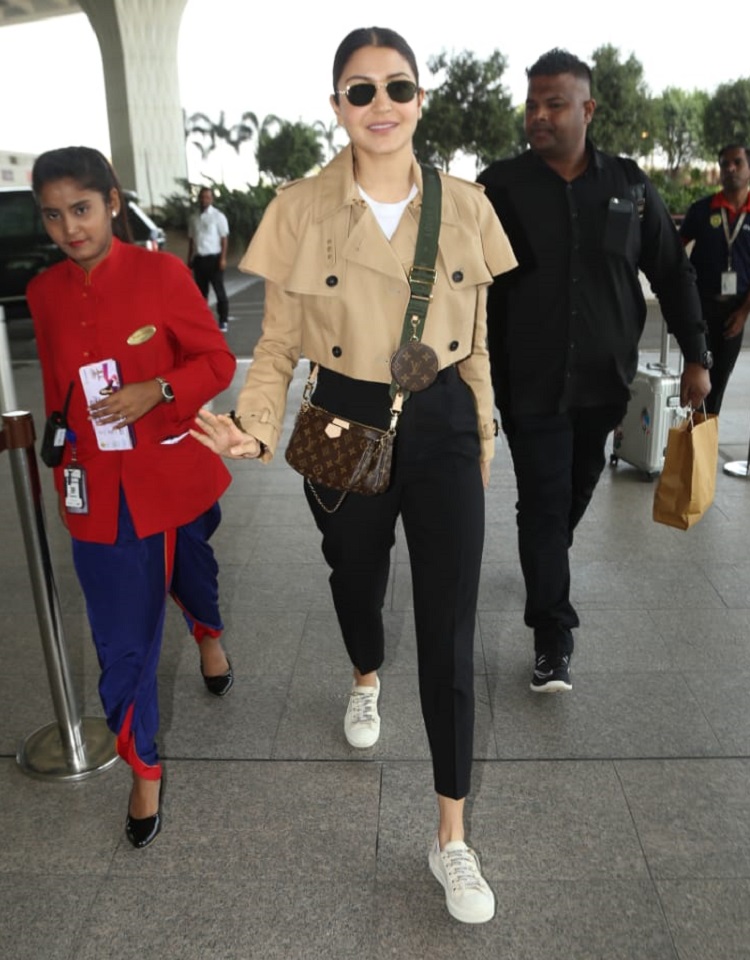 Bollywood Tadka,anushka sharma image, anushka sharma photo, anushka sharma pictures