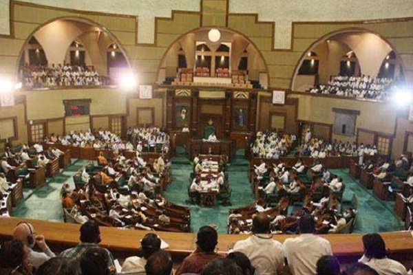 PunjabKesari, Madhya Pardesh Hindi News, Bhopal Hindi News, Bhopal Hindi Samachar, Congress, BJP, Assembly Session, CM Kamalnath, Kaialsh Vijay vargeey