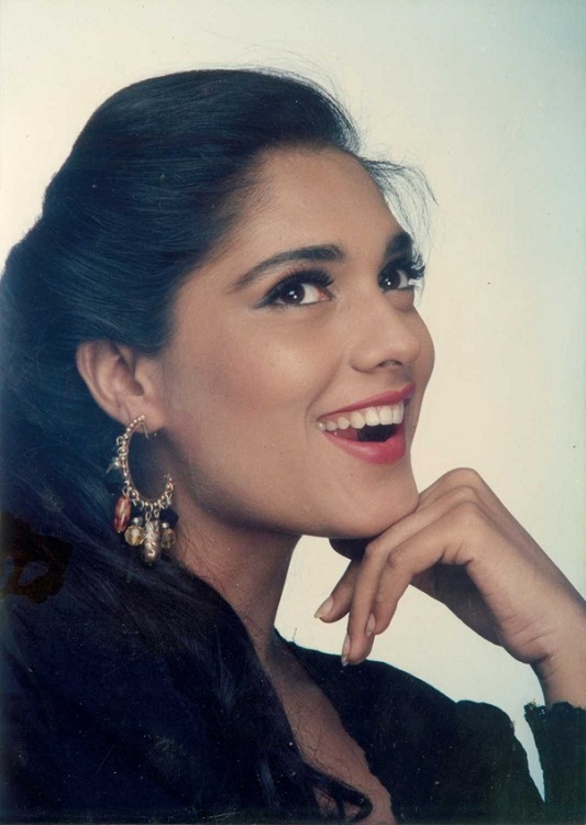 Bollywood Tadka, Anu Agarwal Images