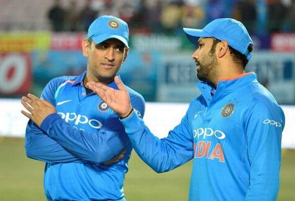 ms dhoni and rohit sharma image