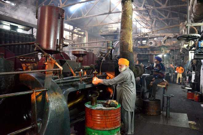 PunjabKesari, sugar mills not pay to sugarcane farmers