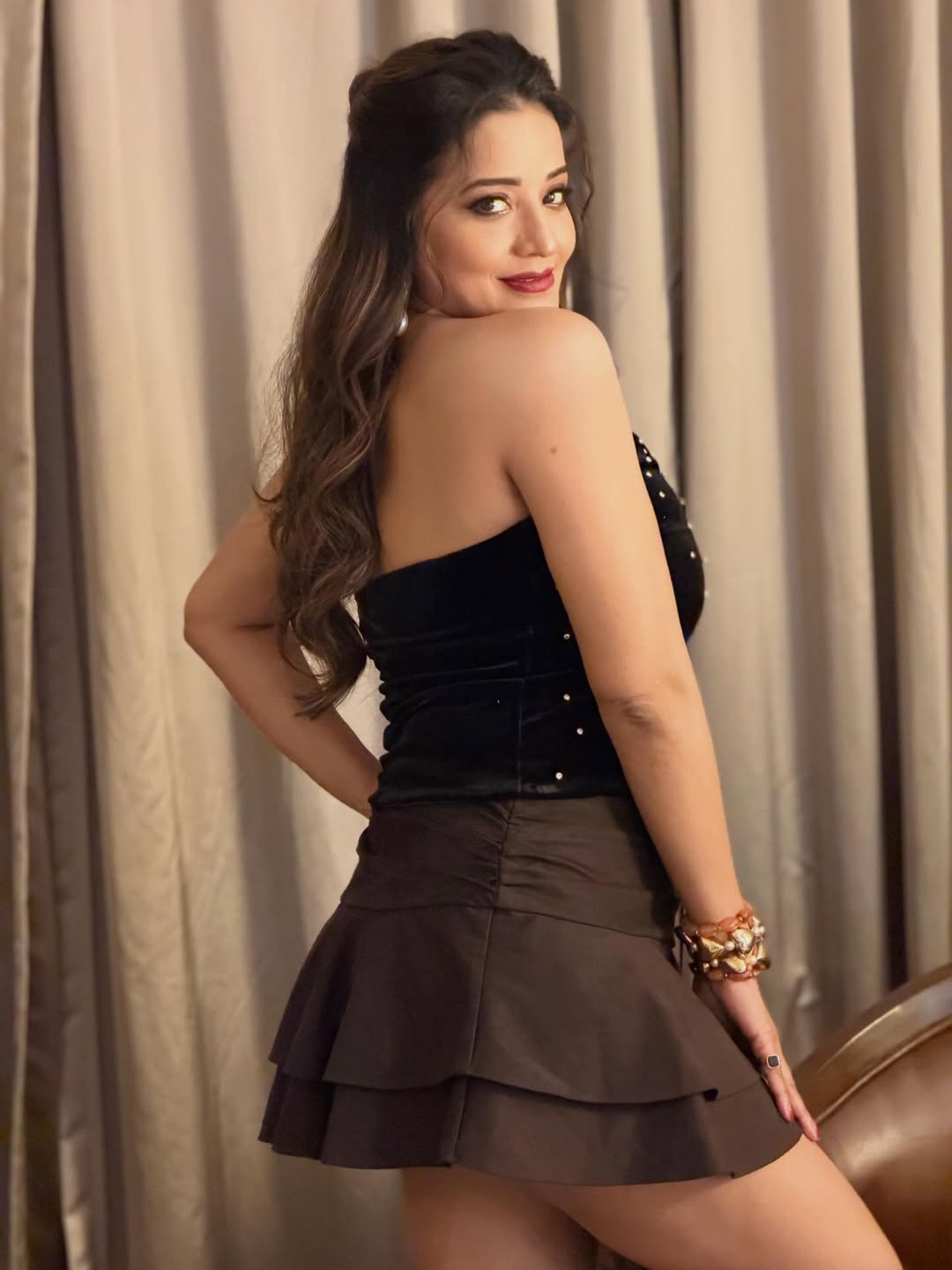  Bhojpuri Actress Monalisa