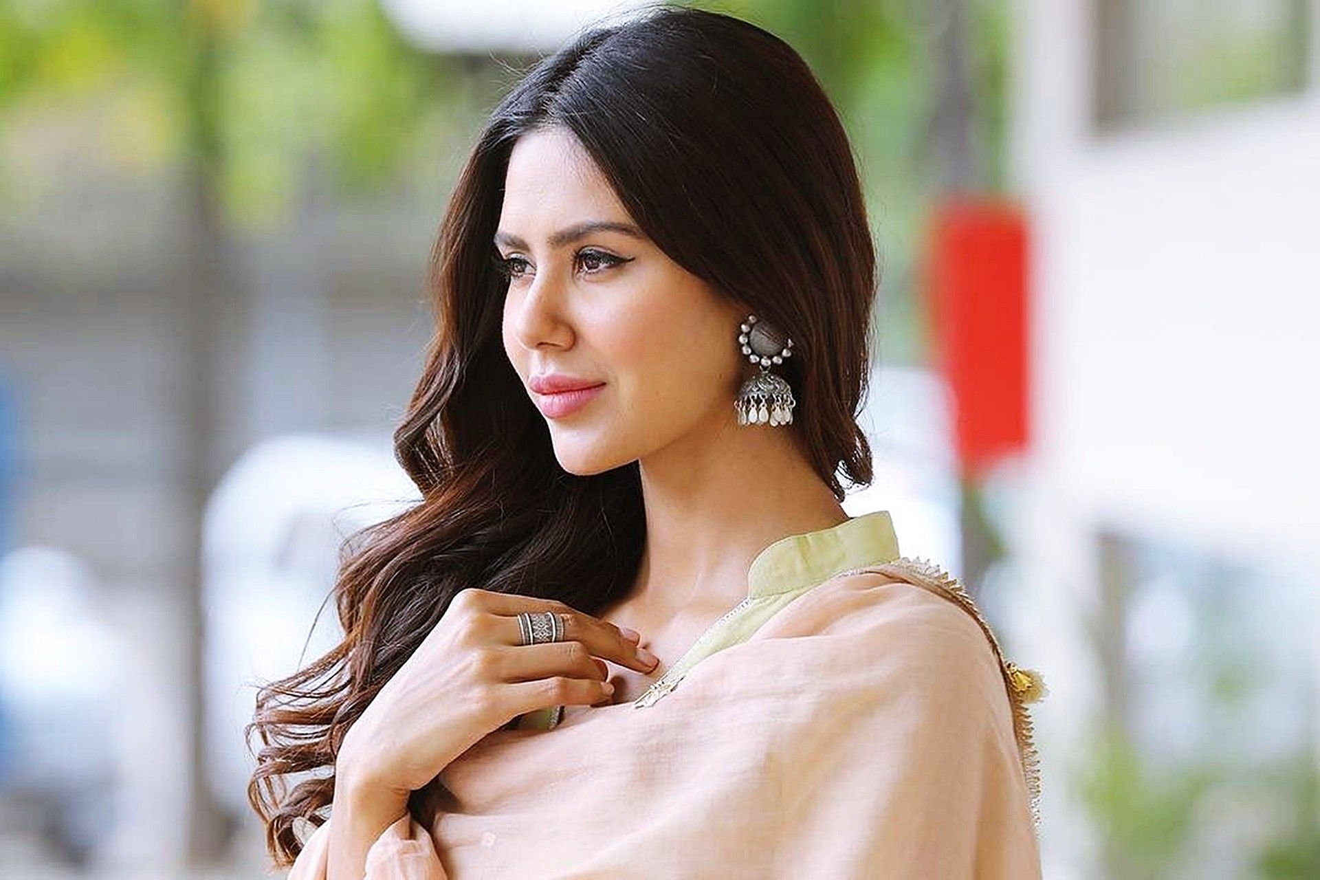 PunjabKesari, Sonam Bajwa Image, Sonam Bajwa life Story