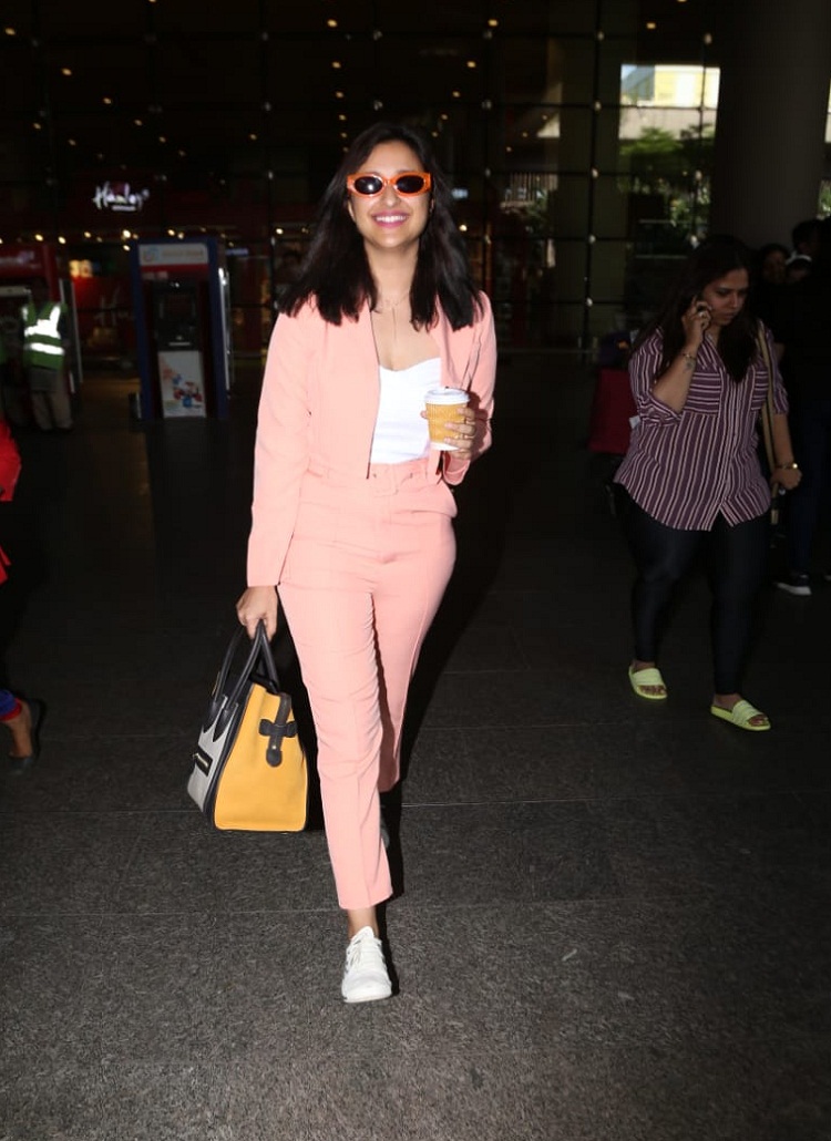 PunjabKesari,parineeti chopra image, parineeti chopraphoto, parineeti chopra picture