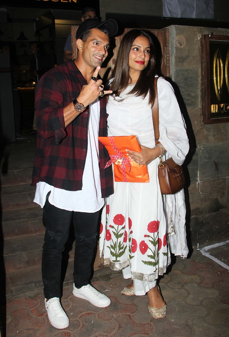 PunjabKesari,bipasha basu images, bipasha basu photo, bipasha basu picture, karan singh grover image, karan singh grover photo, karan singh grover picture, 