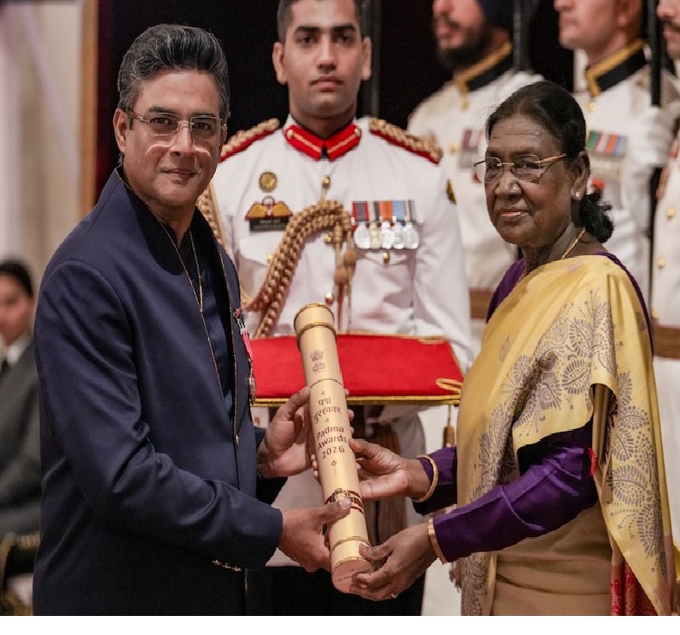 R Madhavan Watch