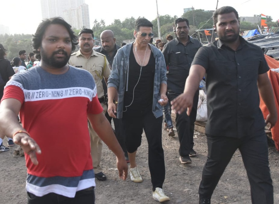 Bollywood Tadka, अक्षय कुमार इमेज, अक्षय कुमार फोटो, अक्षय कुमार पिक्चर, कियारा आडवाणी इमेज, कियारा आडवाणी फोटो, कियारा आडवाणी पिक्चर