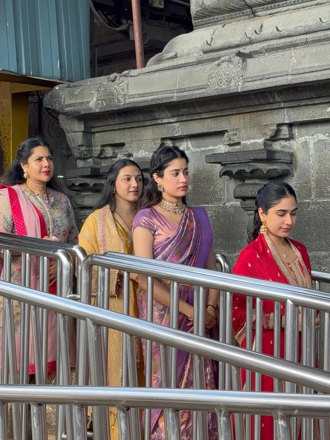  Janhvi Kapoor in Tirupati