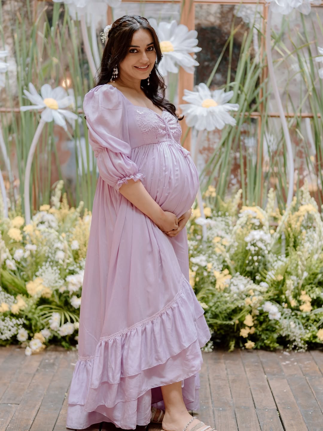  Mom To Be Surbhi Jyoti Birthday