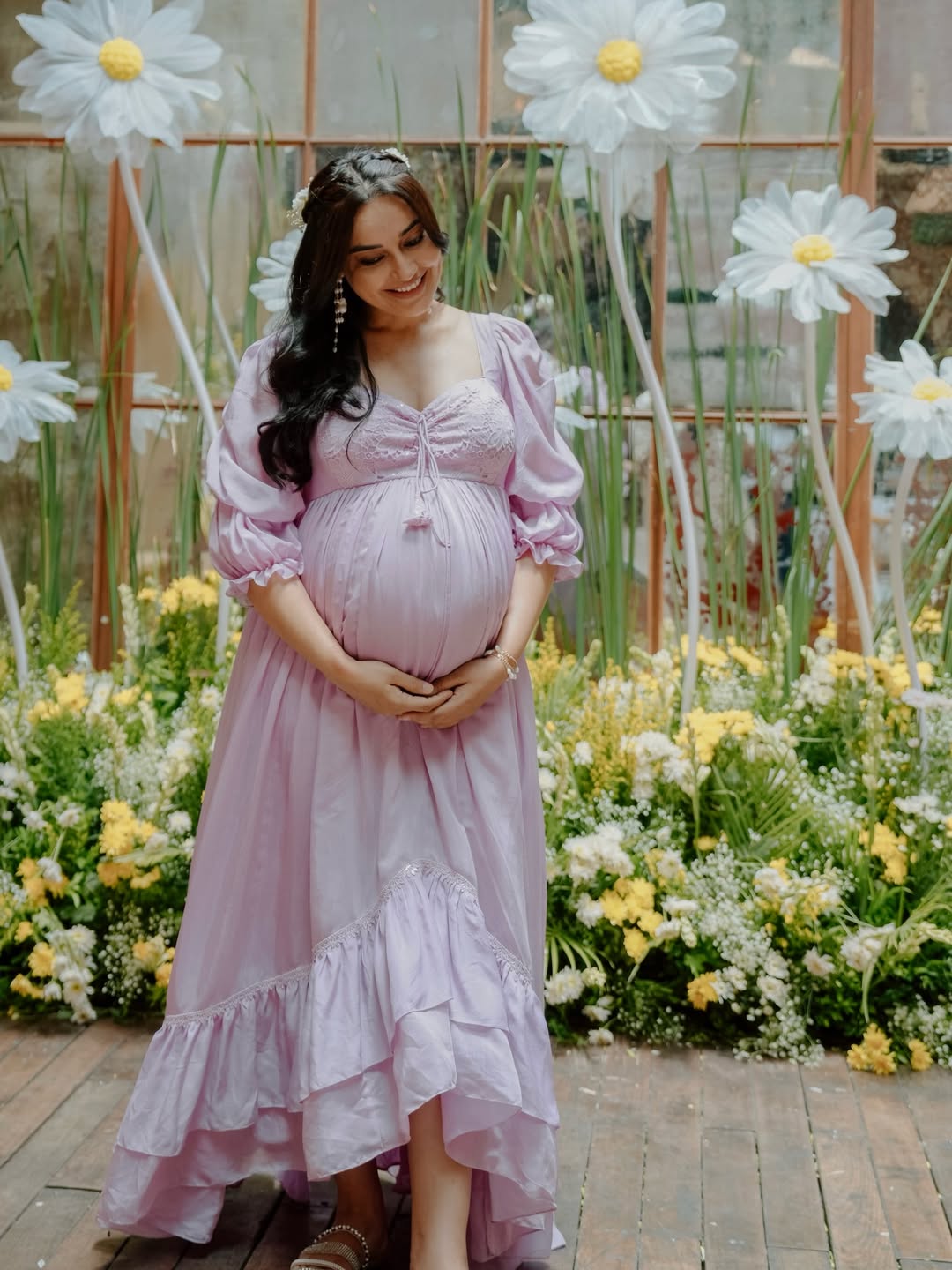  Mom To Be Surbhi Jyoti Birthday