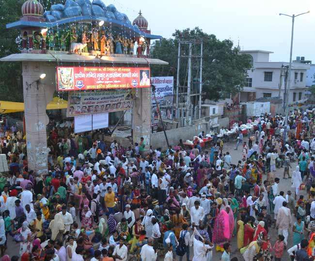 PunjabKesari, Mathura, मथुरा, Govardhans five day mudiya poono lakkhi mela, गोवर्धन का पांच दिवसीय मुड़िया पूनों मेला