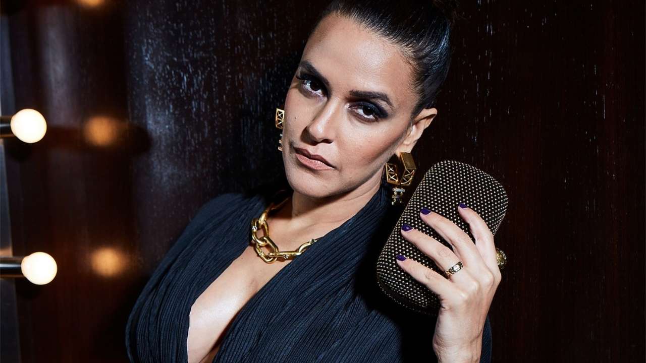 Bollywood Tadka, रानी मुखर्जी इमेज, दीपिका पादुकोण इमेज, नेहा धूपिया इमेज, MeToo इमेज, ट्रोल इमेज