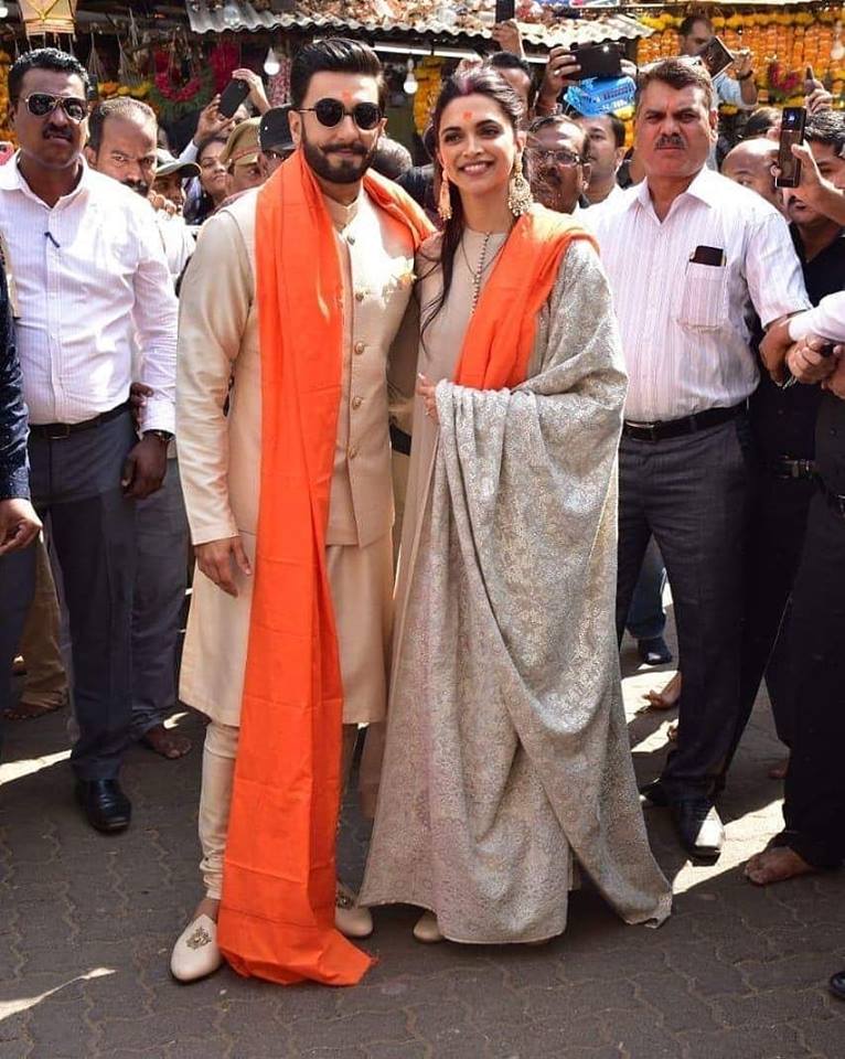 PunjabKesari, Nari, Deepveer in Siddhivinayak Temple Image