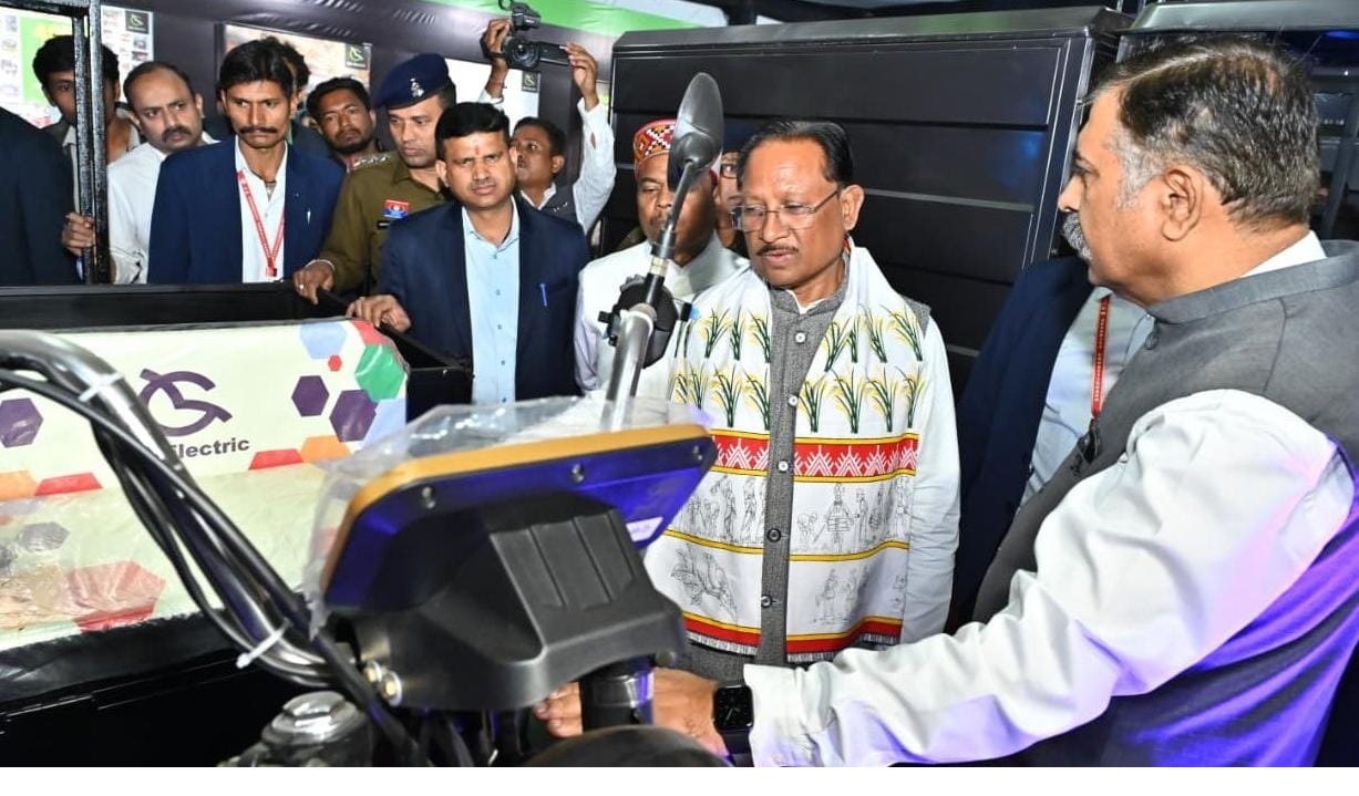 PunjabKesari, Raipur Auto Expo 2026, Vishnu Deo Sai, Chhattisgarh CM, Road Tax Rebate, Auto Expo News, Vehicle Sale Discount, Lifetime Road Tax, RADA Auto Expo, Chhattisgarh Government, Traffic Rules Awareness, Automobile Industry India, Raipur News, GST Benefit, Industrial Policy Chhattisgarh