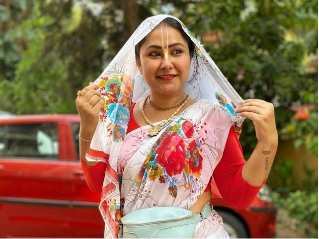 Bhojpuri Actress Priyanka Pandit