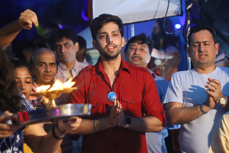 Bollywood Tadka, Bhushan Kumar