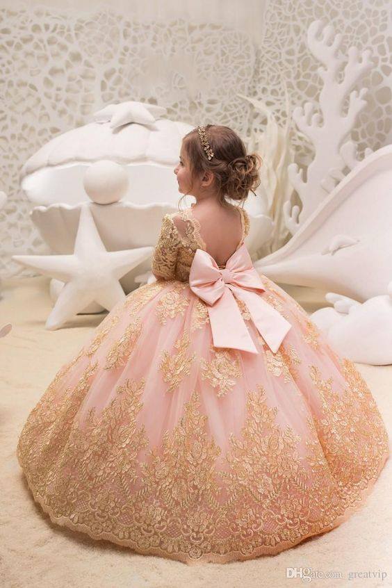 bacchon ka gown