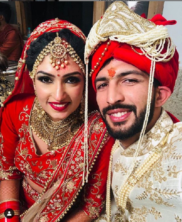 Rishi Dhawan Ties Knot with Longtime Girlfriend Deepali