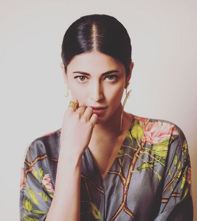 Bollywood Tadka, Shruti Hassan Images