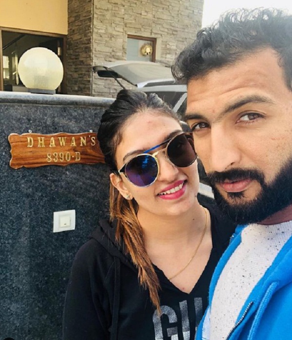 Rishi Dhawan Ties Knot with Longtime Girlfriend Deepali