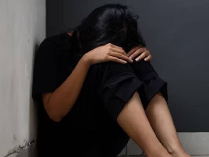 PunjabKesari, Jabalpur News, Love Jihad Case, Assault Allegation, Fake Identity, Aslam Khan, Hindu Woman, Criminal Investigation, Madhya Pradesh Crime, Sexual Assault, Police Action 