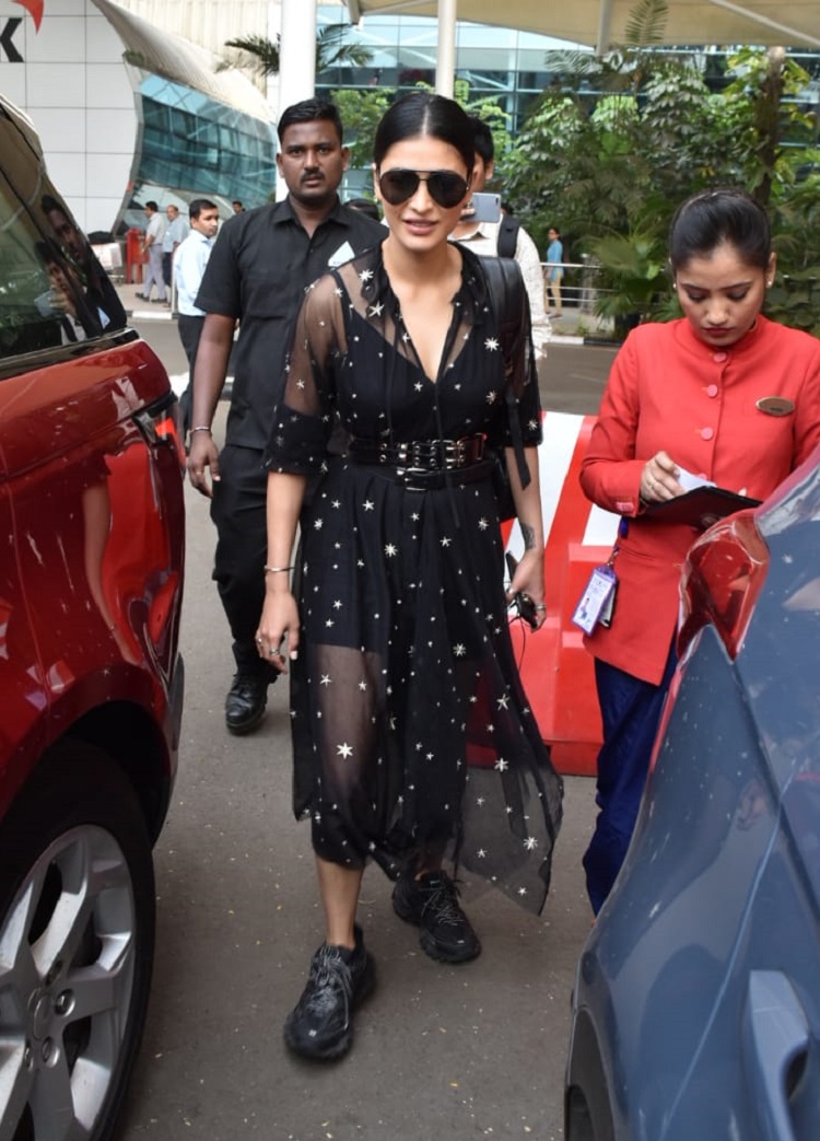Bollywood Tadka,shruti hassan image, shruti hassan photo, shruti hassan pictures,