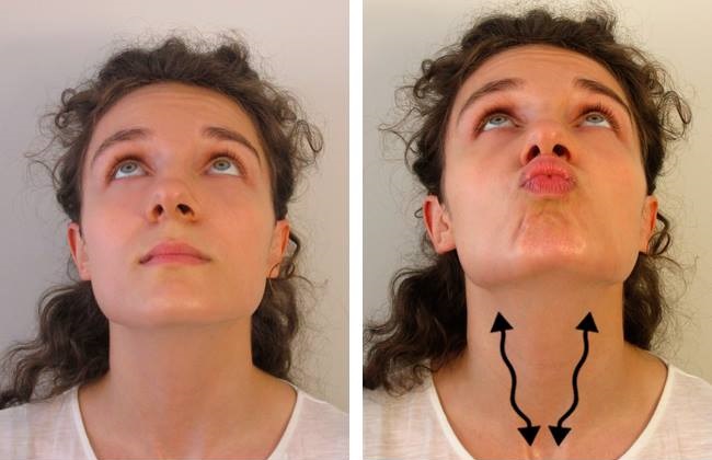 PunjabKesari, Double Chin Image, Facial Exercises Image, Giraffe Exercise Image